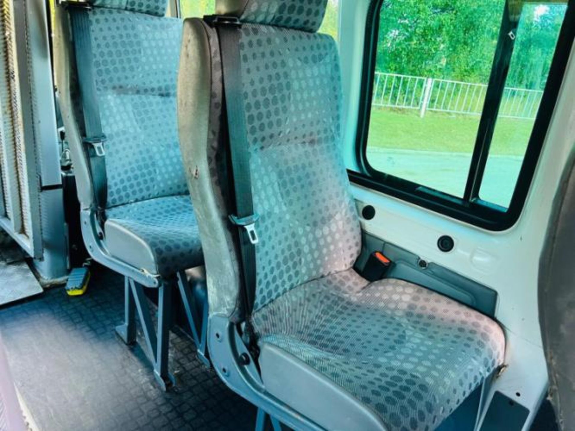 2011 FORD TRANSIT 2.4 TDCI 350 DURATORQ RWD L3 H2 MINIBUS >>--NO VAT ON HAMMER--<< - Image 21 of 46