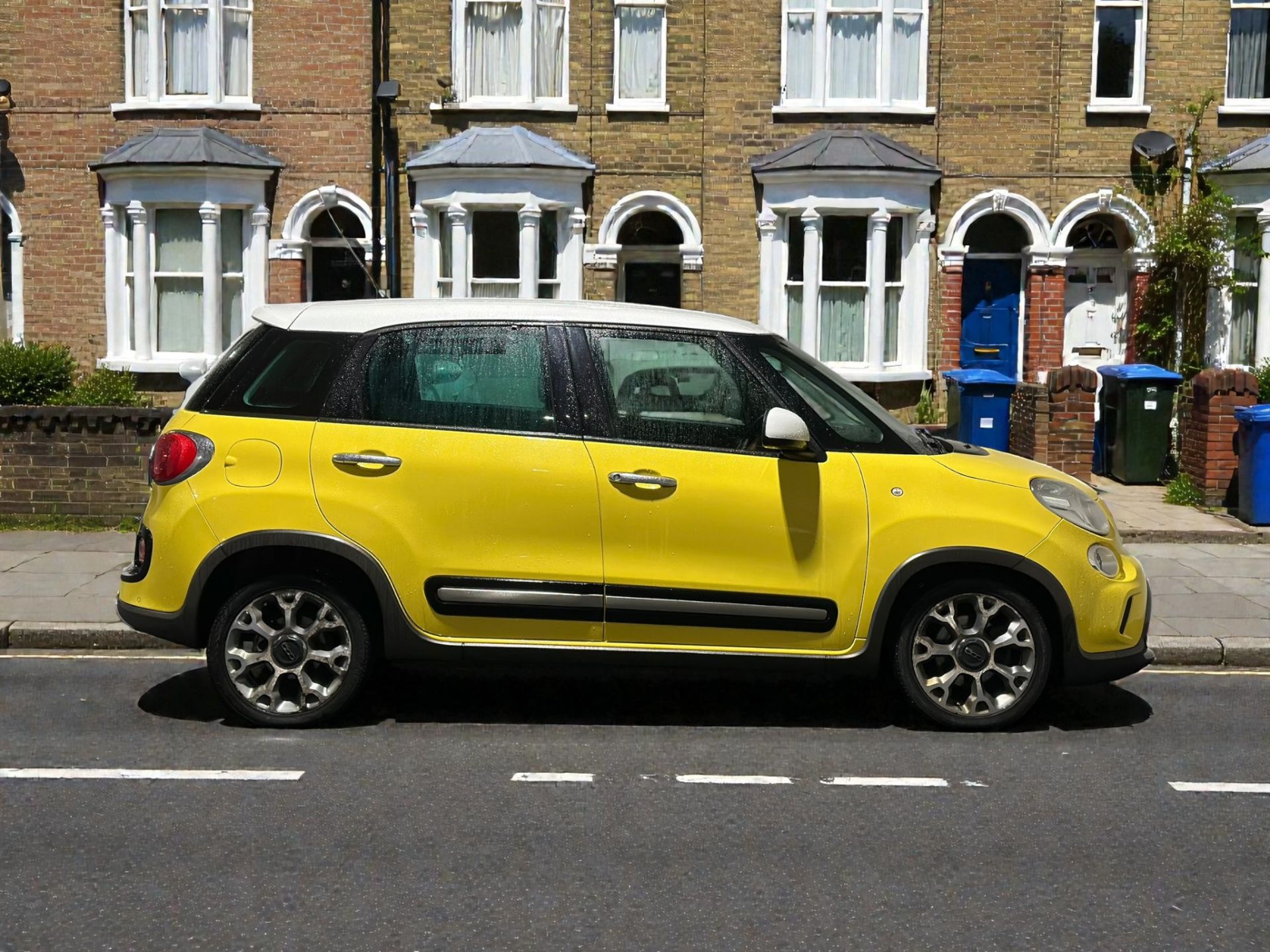 **(ONLY 111K MILEAGE)** 2013 FIAT 500L TREKKING MULTIJET 1.6L MANUAL MPV >>--NO VAT ON HAMMER--<< - Image 8 of 26