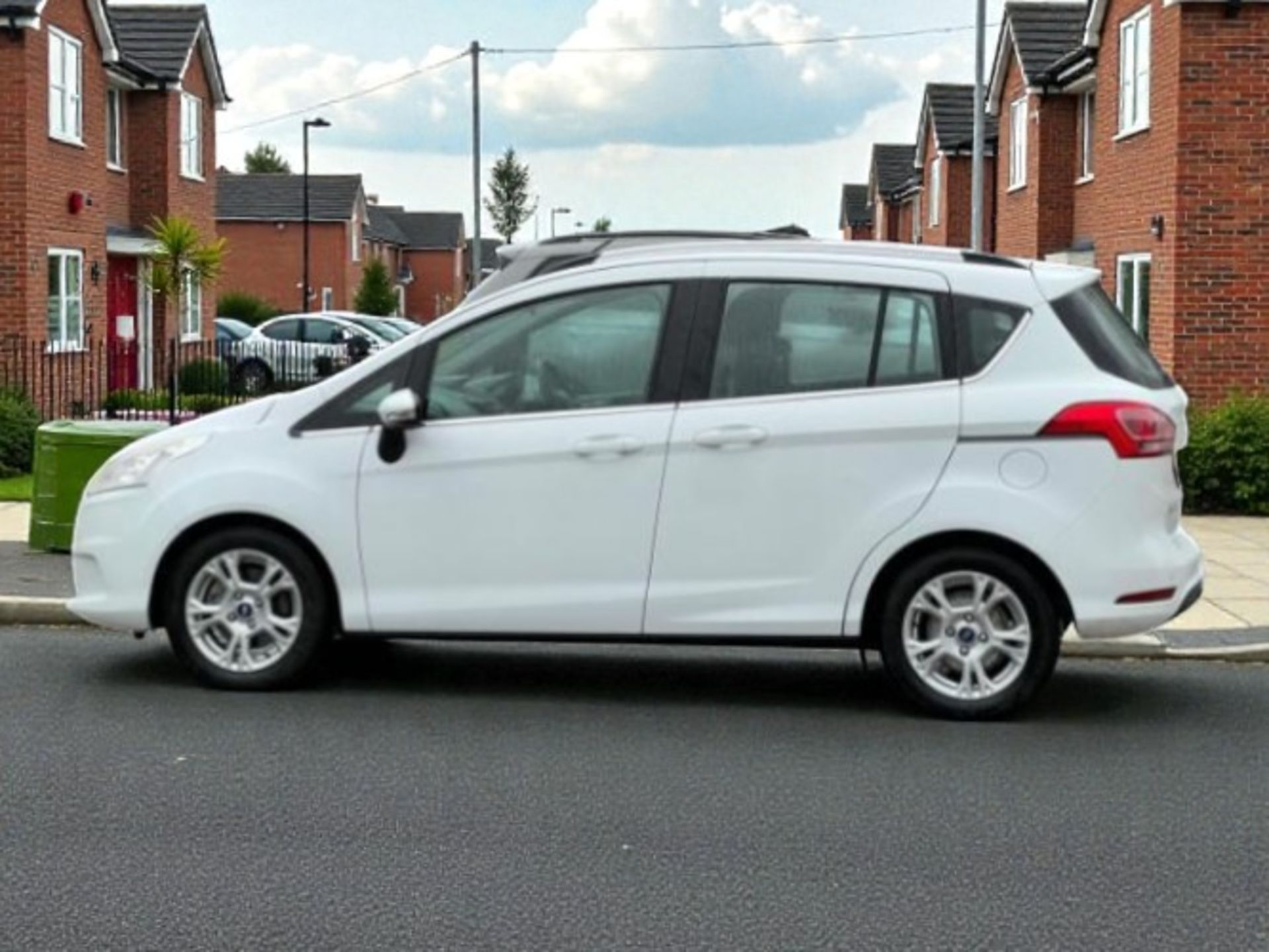 **(ONLY 114K MILEAGE)** 2012 FORD B-MAX ZETEC 1.4 PETROL MANUAL WHITE MPV >>--NO VAT ON HAMMER--<< - Image 9 of 26
