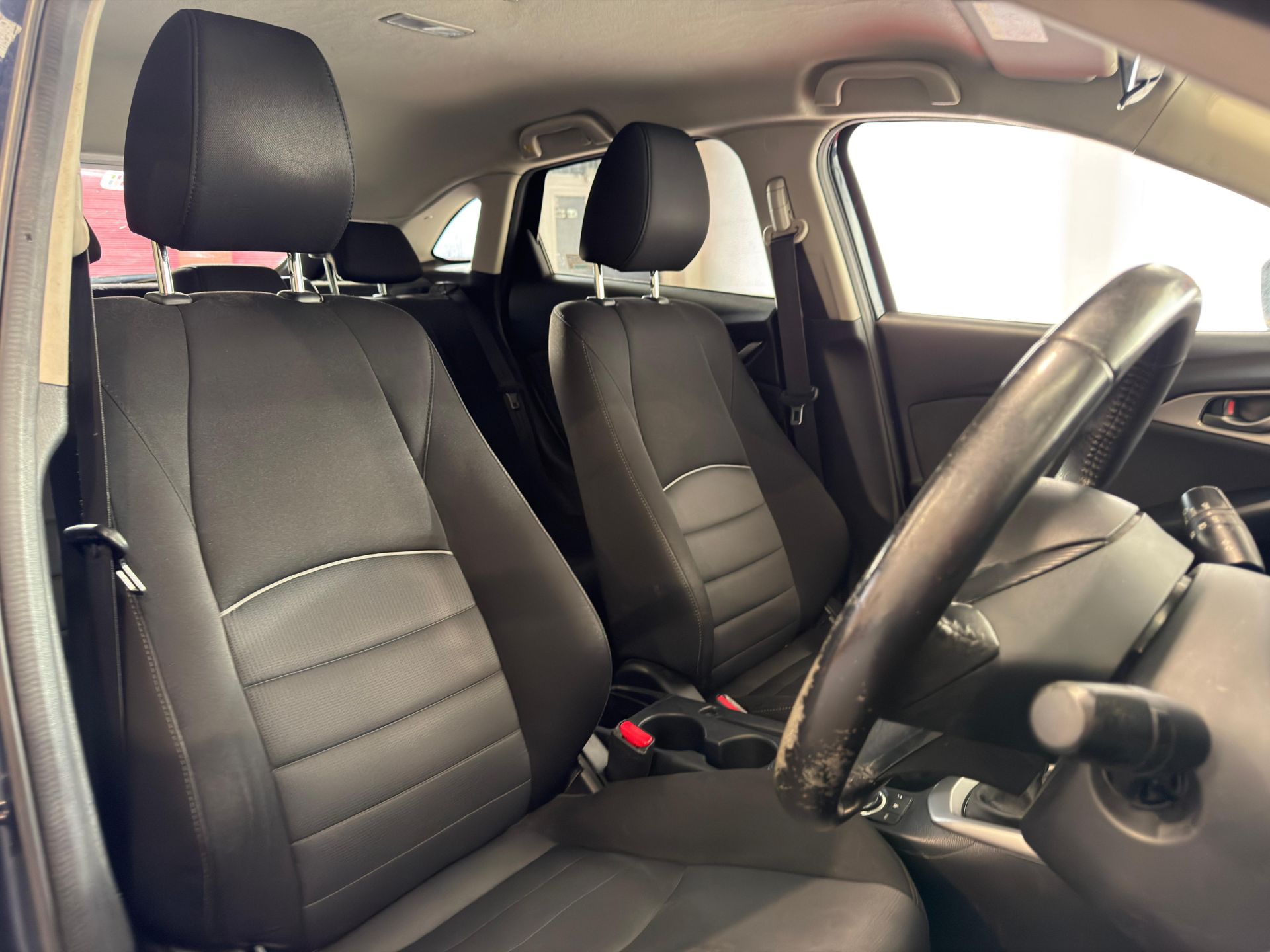 **(ONLY 118K MILEAGE)** 2015 MAZDA CX-3 SE-L NAV D, 1.5L, MANUAL, BLUE >>--NO VAT ON HAMMER--<< - Image 23 of 29