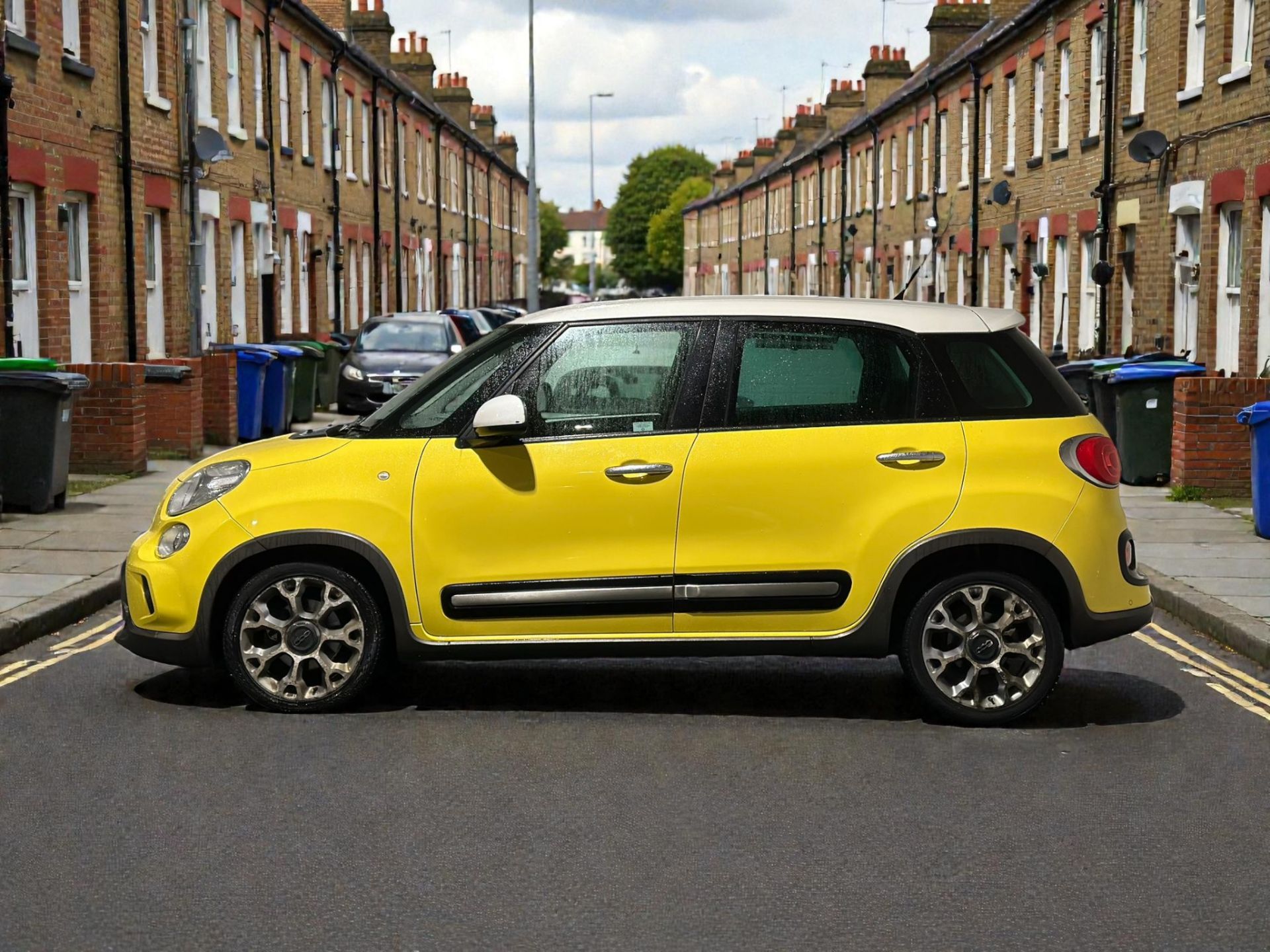 **(ONLY 111K MILEAGE)** 2013 FIAT 500L TREKKING MULTIJET 1.6L MANUAL MPV >>--NO VAT ON HAMMER--<< - Image 6 of 26
