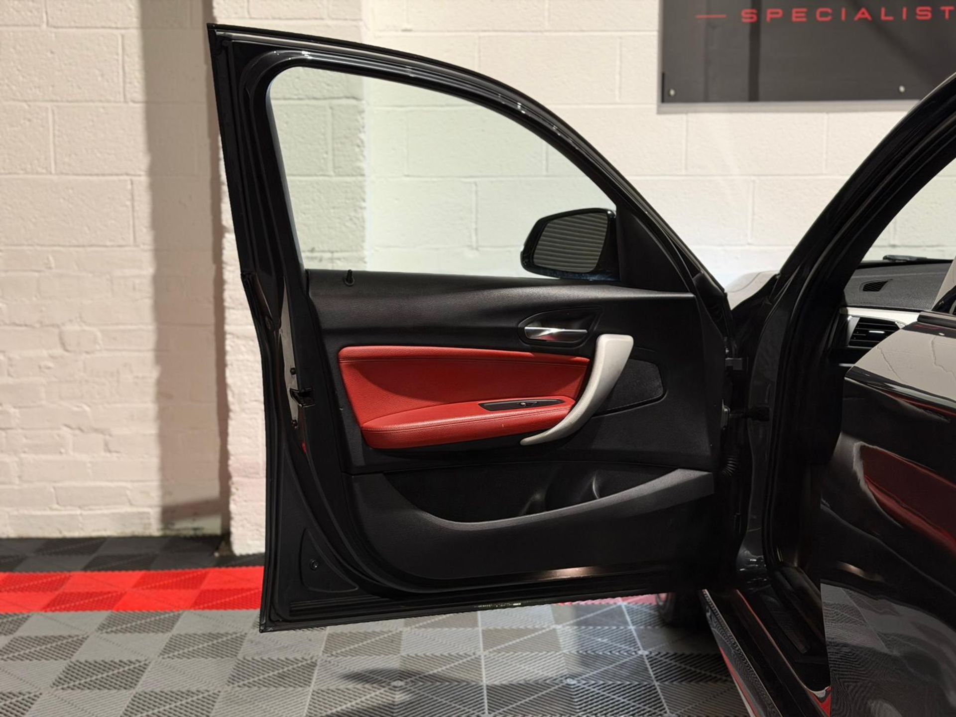 2017 BMW M140I AUTO – GREY >>--NO VAT ON HAMMER--<< - Image 22 of 57