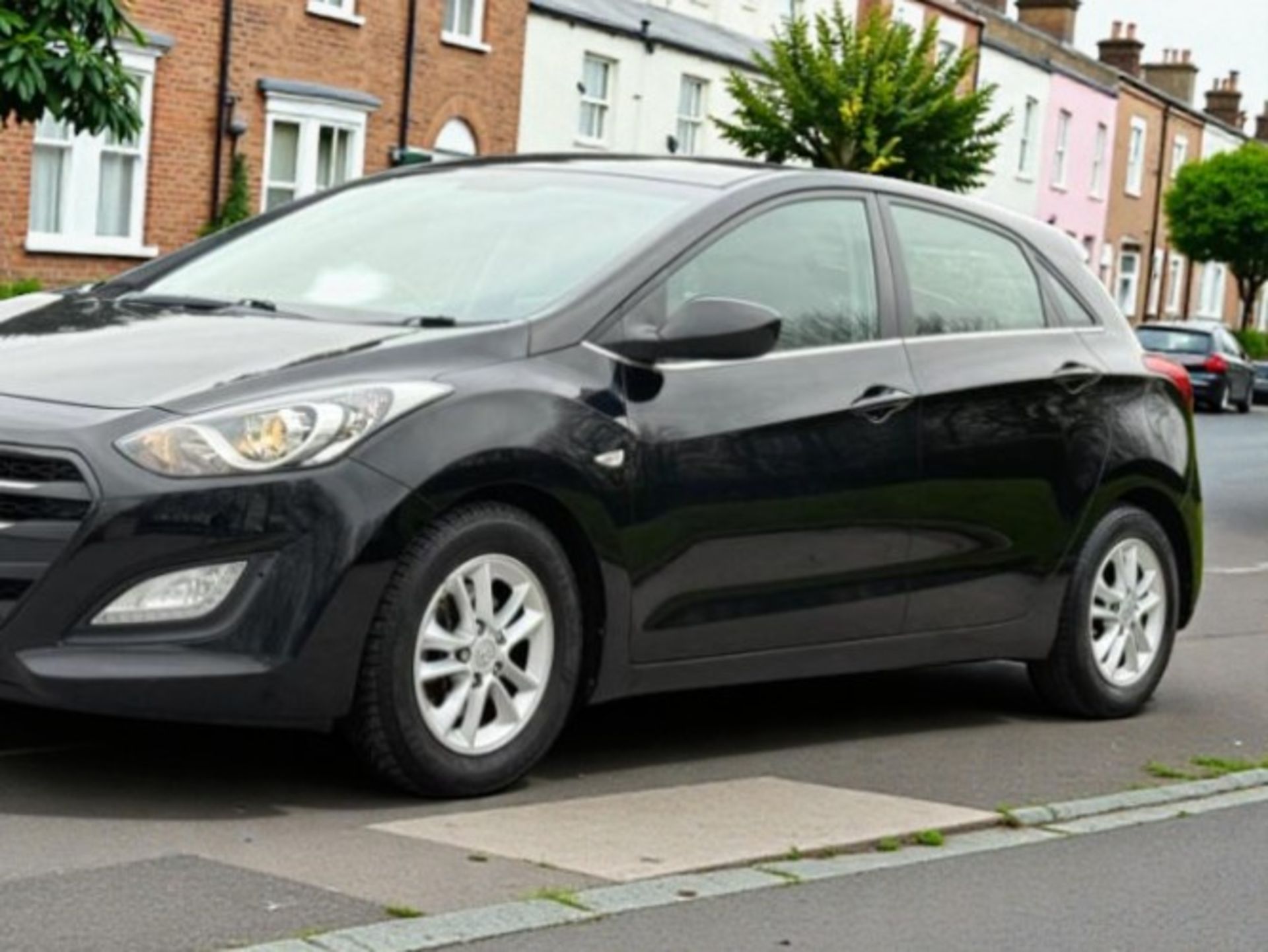 2015 HYUNDAI I30 SE BLUE DRIVE CRDI 1.6 DIESEL MANUAL HATCHBACK BLACK >>--NO VAT ON HAMMER--<< - Image 12 of 40