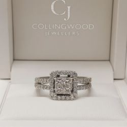 0.53CT DIAMOND ENGAGEMENT/DRESS RING/18CT WHITE GOLD SIZE L INSURANCE VALUE CERTIFICATED £2100