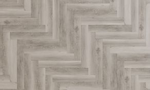 12 X PACKS (30.84M2) PREMIUM 8MM HERRINGBONE LAMINATE FLOORING LIGHT GREY OAK RRP £1,000