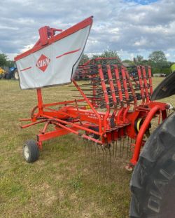 KUHN GA4121 SINGLE ROTOR RAKE