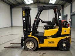 2017  YALE GLP25VX – 2.5T LP GAS FORKLIFT – 8,816 HOURS – TRIPLEX MAST