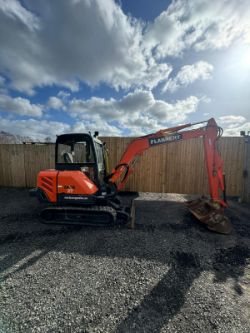 HITACHI ZX27-3CLR MINI EXCAVATOR