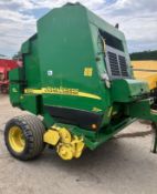 JOHN DEERE 582 ROUND BALER