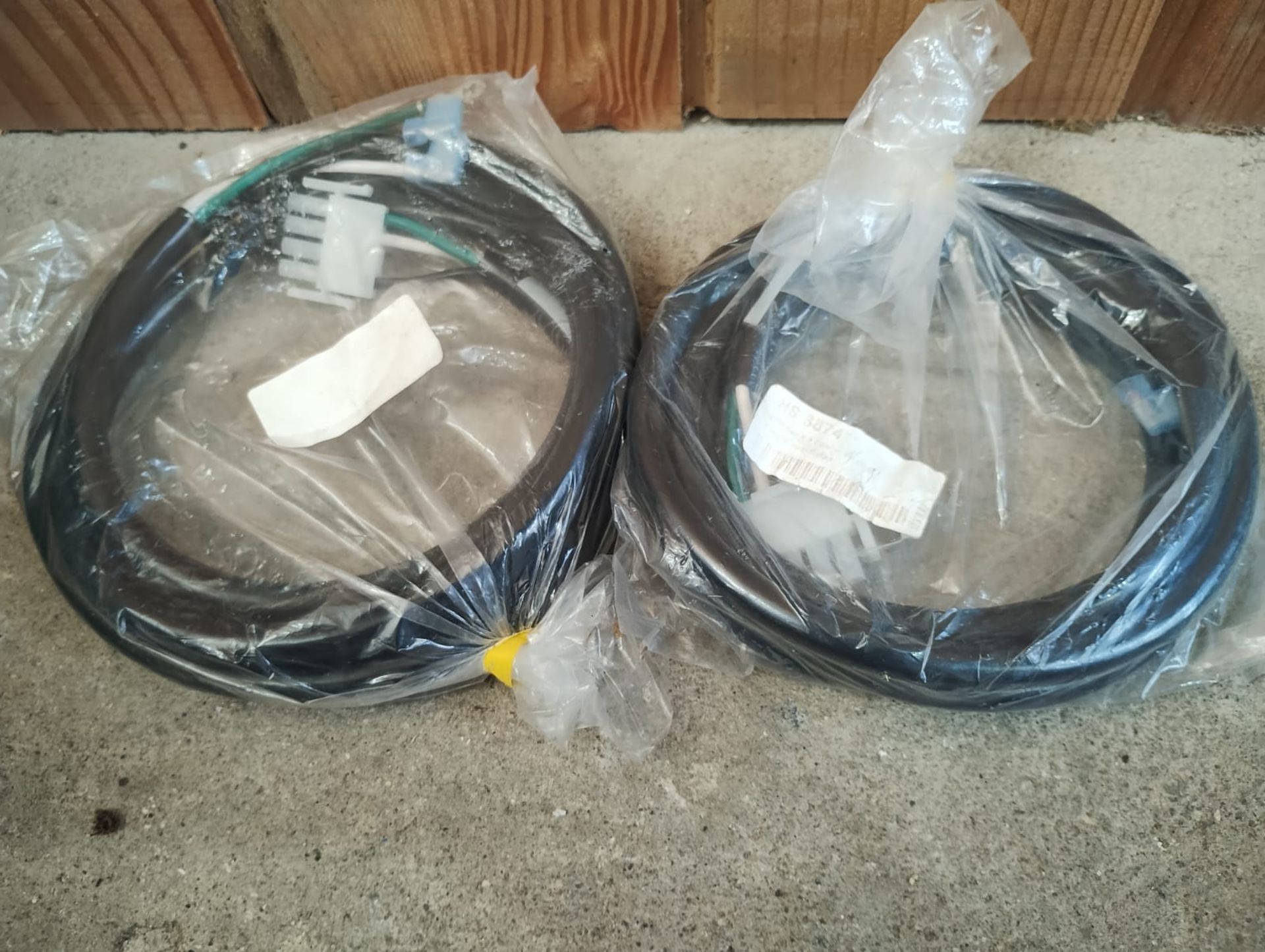 JOBLOT OF 2 - HS 3874 - AMP CABLE 3 CORE - 2M (25B) FOR PUMP/BLOWER/ OZONE - NEW UNOPENED - Image 4 of 4