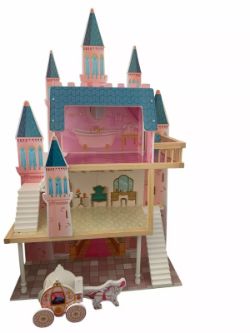 PALLET OF 20 BRAND NEW DOLL HOUSE
