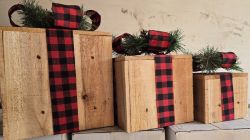 JOB LOT OF 4 WOODEN LED GIFT BOX SET OF 3 WITH LED LIGHTS GREAT RESALE POTENTIAL