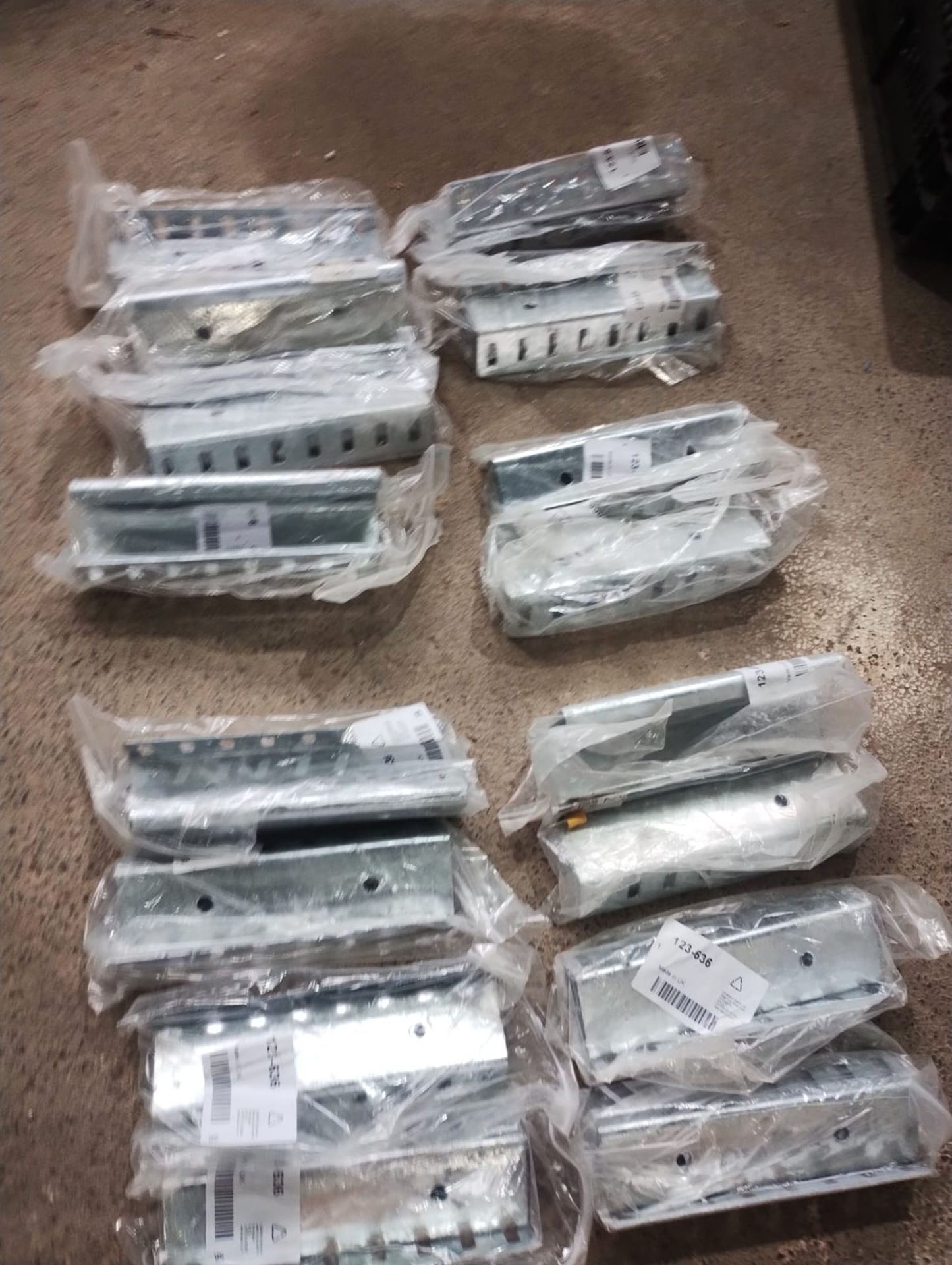 RS- RETURN FLANGE CABLE TRAY COUPLER - SETS - 123-636- JOBLOT OF 16 - NEW - Image 3 of 6