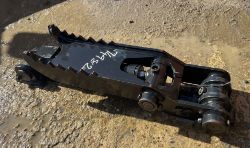 JB HYDRAULIC THUMB GRAB