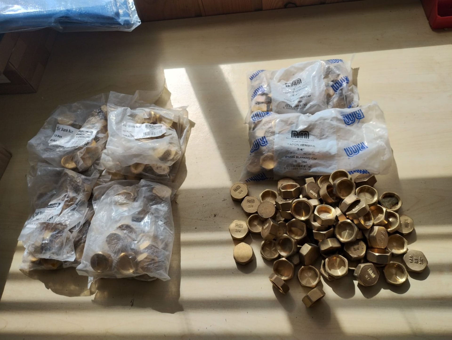 MASTERFLOW/RM - 3/4" BRASS BLANK NUT - PACKS OF 10S + 25S + BOX LOOSE - JOBLOT OF 155PSC