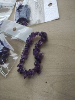AMETHYST DARK SMALL CRYSTAL CHIP BRACELET - JOBLOT OF 68 - BRAND NEW
