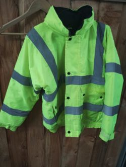 BLACKROCK - YELLOW HI VIZ JACKET - SIZE SMALL -USED GOOD CONDITION