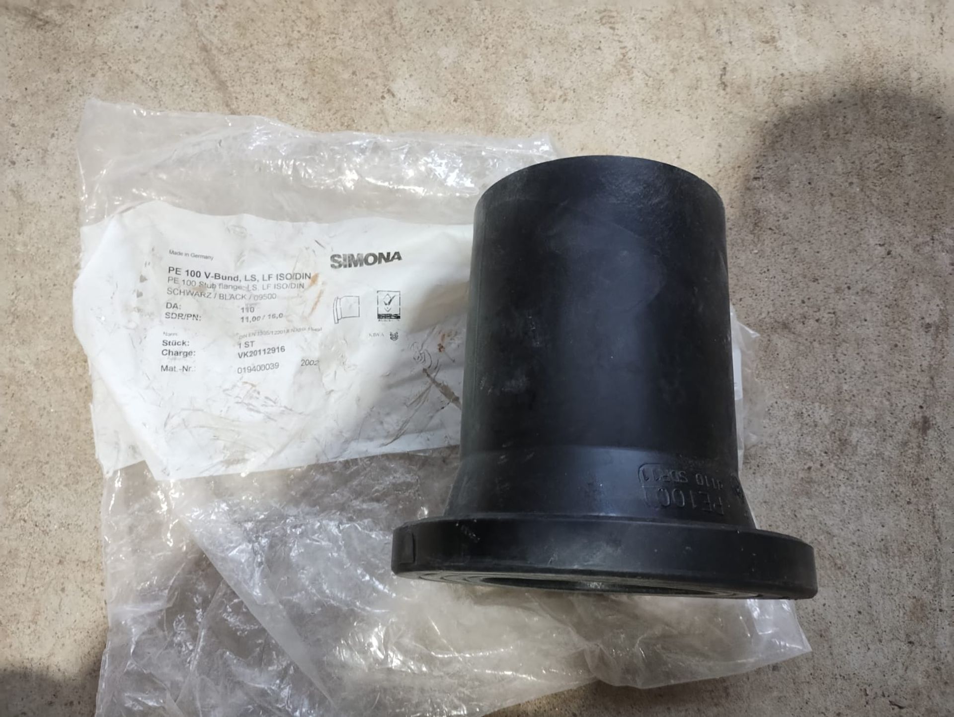 SIMONA - PE100 STUB FLANGE - V-BUND - LS LF ISO/DIN - NEW IN ORIGINAL PACKAGING - Image 4 of 4