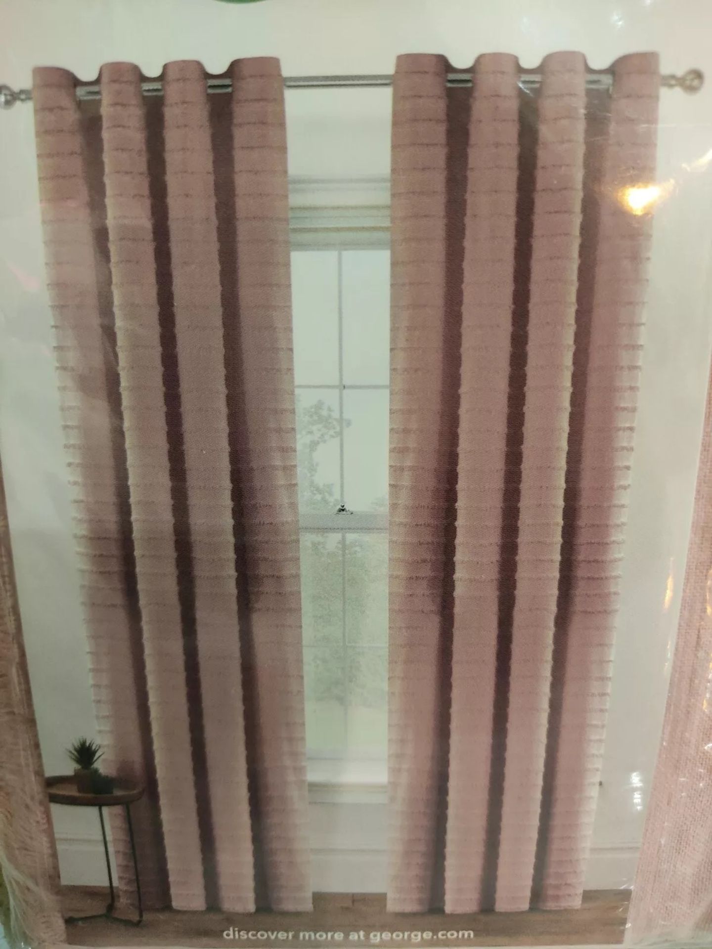 EYELET LINEAR TUFF VELVET CURTAINS PINK 168CM X 137 CM 1 SET PACKAGES - Image 2 of 2