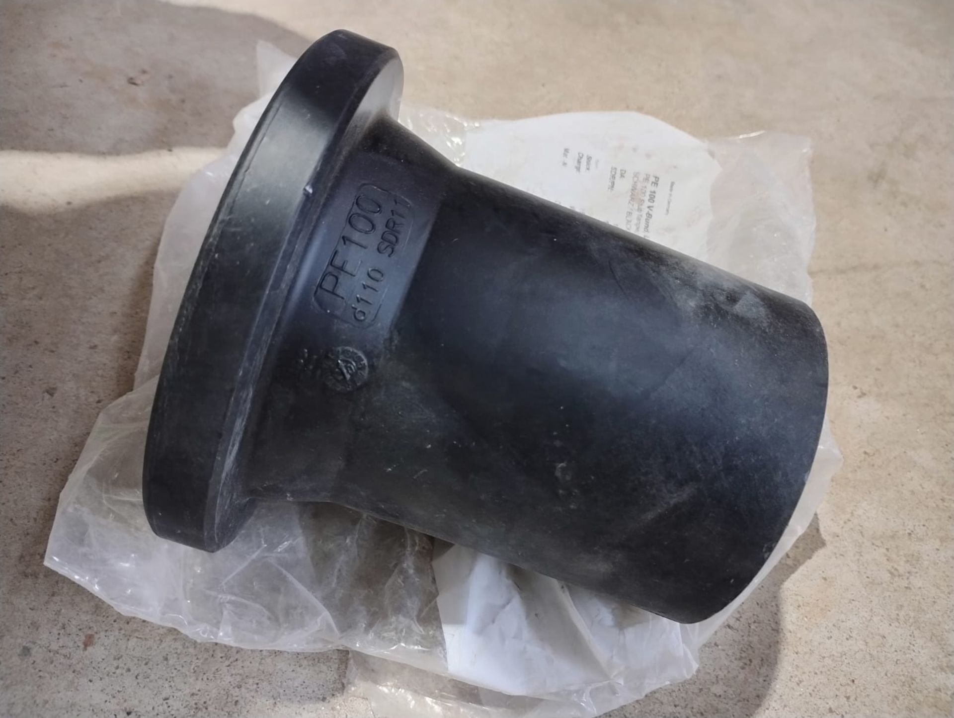 SIMONA - PE100 STUB FLANGE - V-BUND - LS LF ISO/DIN - NEW IN ORIGINAL PACKAGING