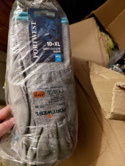 6 PACK OF WORK GLOVES XL MEDIUM AND SMALL