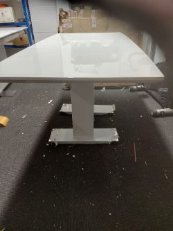 DINING TABLE WHITE GLOSS WITH CHOME LEG 180 CM NEW