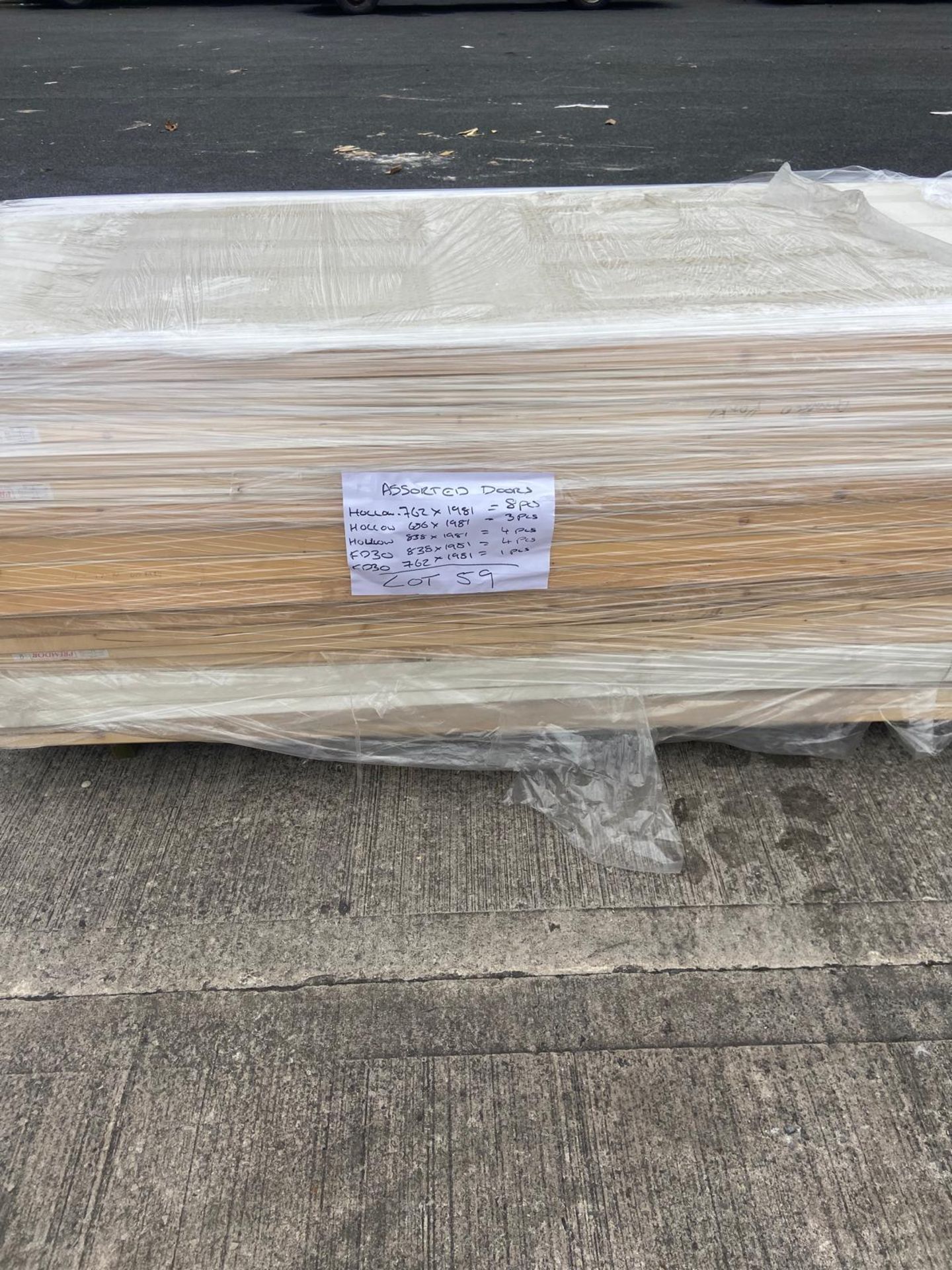 60 X BRAND NEW MIXED INTERNAL DOORS - PICKED AT RANDOM - Image 8 of 8