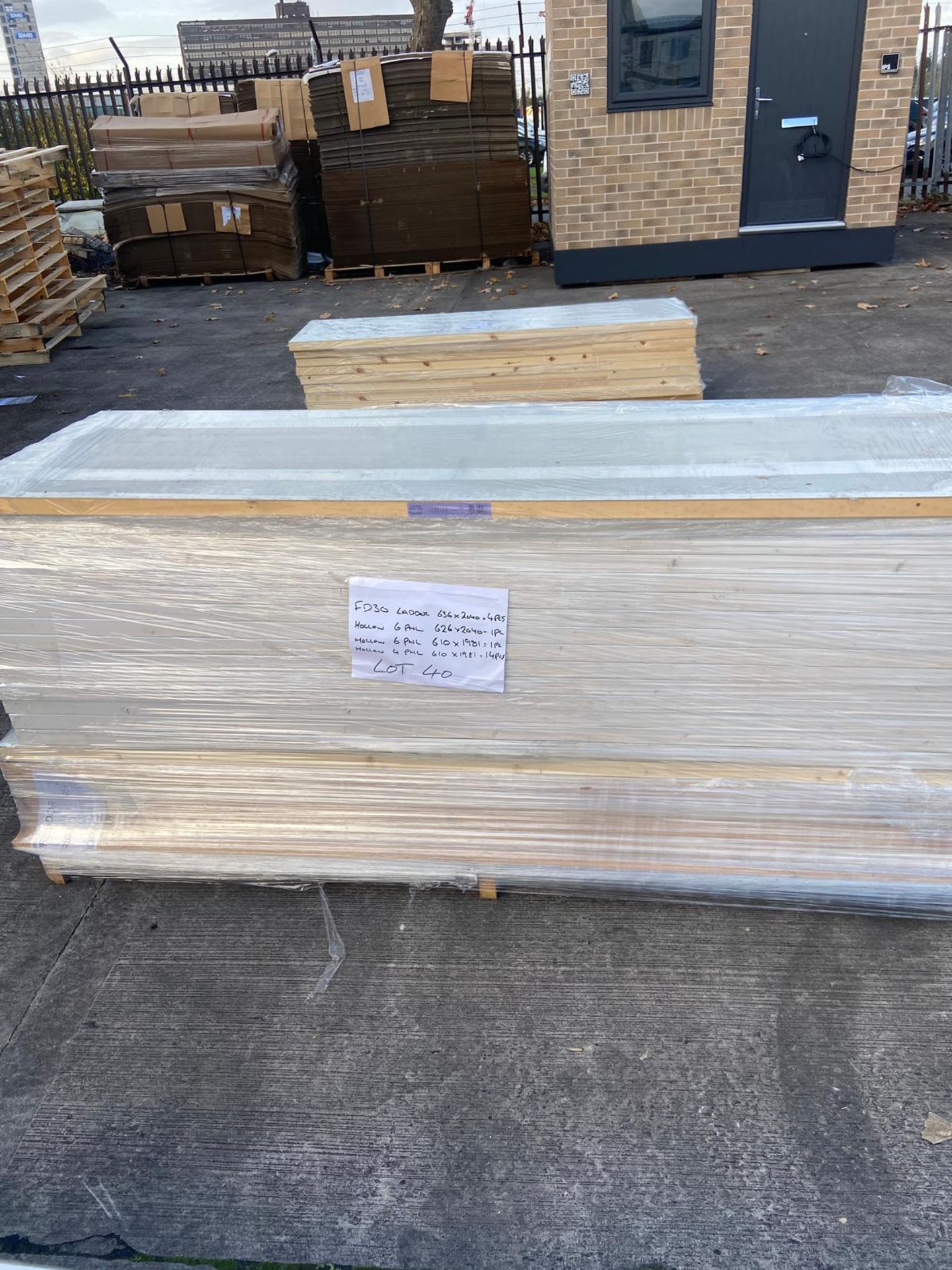 60 X BRAND NEW MIXED INTERNAL DOORS - PICKED AT RANDOM - Image 3 of 8