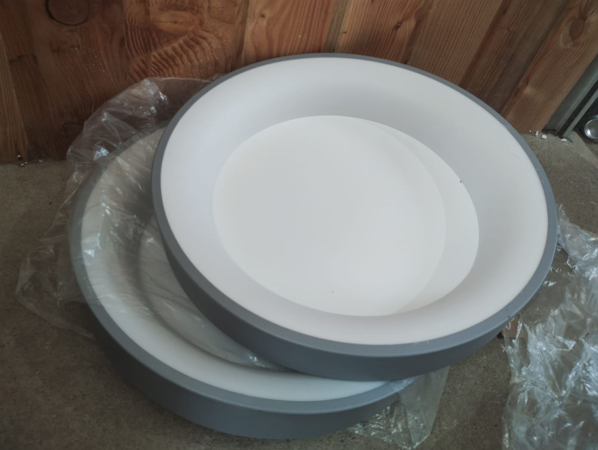 JOBLOT OF 2 LARGE ROUND GREY & WHITE LED CEILING LIGHTS – BRAND NEW WITH FITTINGS – 455MM X 60MM - Image 4 of 8