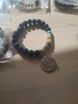 LAVA + CRYSTAL BEADED FAMILY TREE BRACELET JOBLOT OF 14 - BRAND NEW