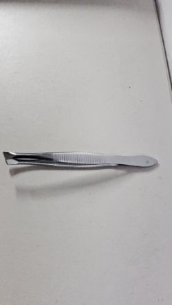 500 STAINLESS STEEL TWEEZERS