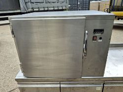 CATERING EQUIPMENT OVEN UNTESTED
