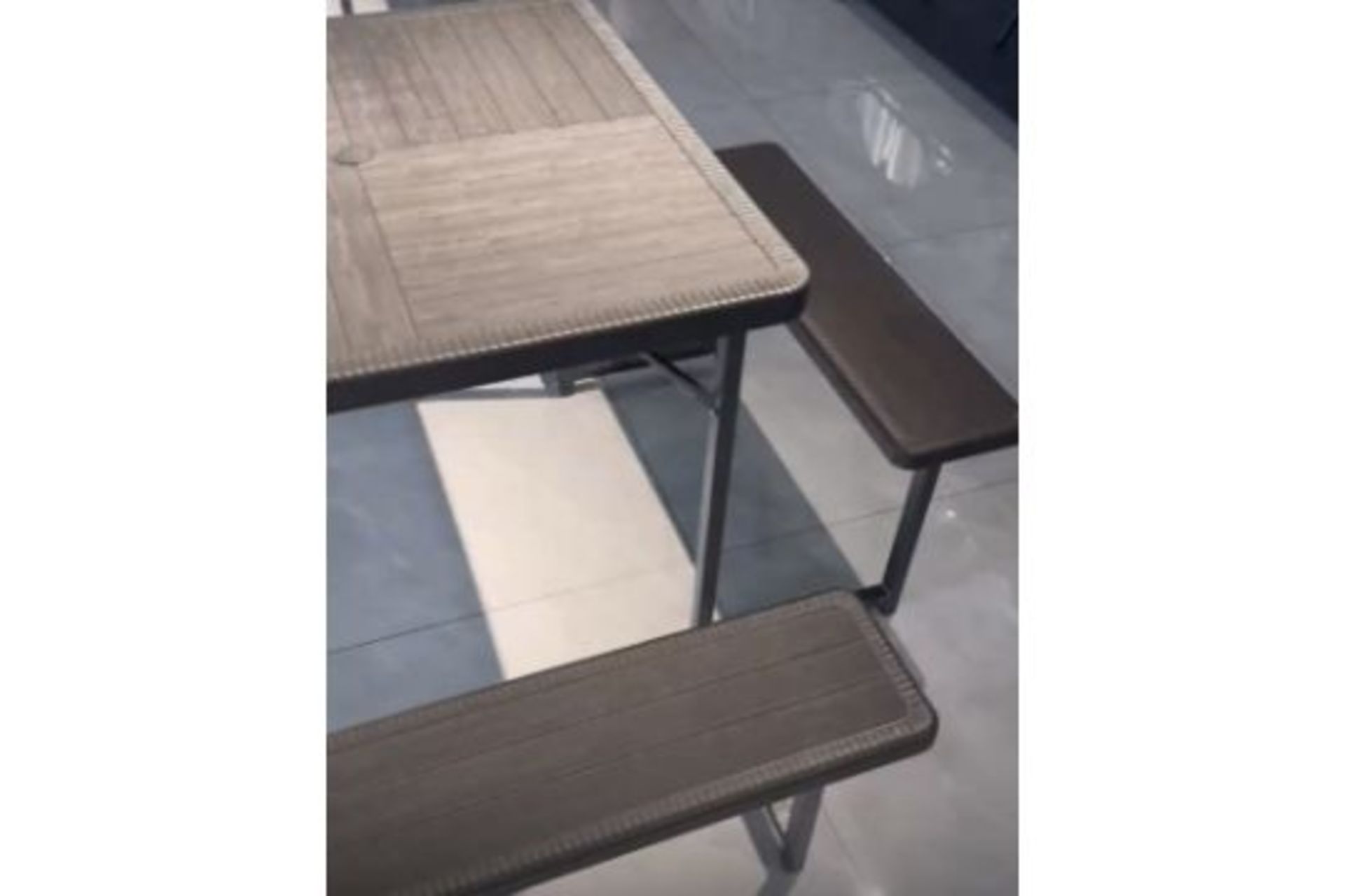 NEW AND BOXED VIVOFUORI 34" SQUARE PICNIC TABLE SET. L86*W86*H74CM (TABLE) - Image 2 of 6