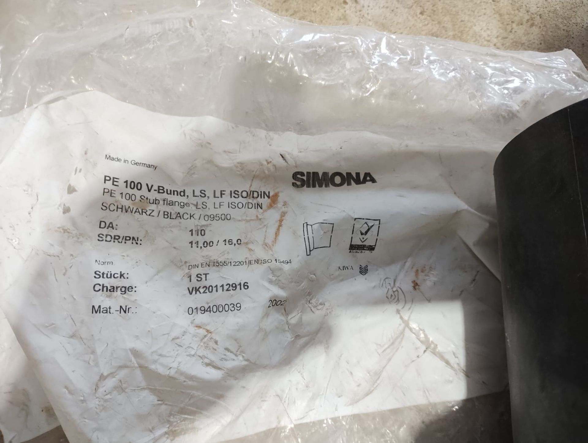 SIMONA - PE100 STUB FLANGE - V-BUND - LS LF ISO/DIN - NEW IN ORIGINAL PACKAGING - Image 3 of 4