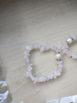 RQ CRYSTAL CHIP PEARL BRACELET JOB LOT OF 28 - BRAND NEW