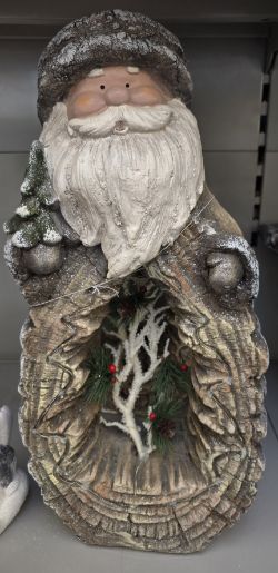 JOB LOT OF 4 RESIN SANTA WITH LED LIGHTS GREAT RESALE POTENTIAL