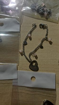 ROSE QUARTZ CRYSTAL SMALL BEADED AND HEART SS BRACELETS JOBLOT OF X18 BRAND NEW