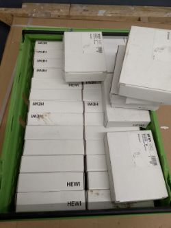 JOBLOT X 2 CRATES NUMBER 5 RESELLER CARBOOT MARKET