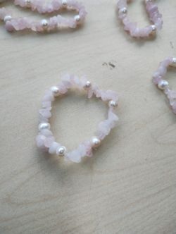 RQ CRYSTAL CHIP+ 6 PEARL BRACELET JOB LOT OF 8 - BRAND NEW