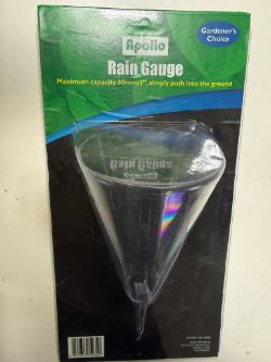 APOLLO RAIN GUAGE - £12.99 RRP - 30 IN TOTAL