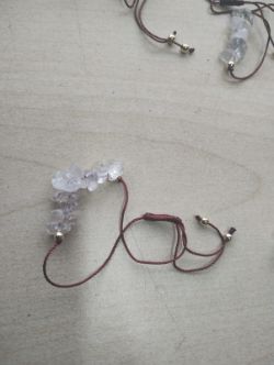 CLEAR QUARTZ CRYSTAL CHIP BROWN COTTON ADJUSTABLE BRACELET JOB LOT OF 32- BRAND NEW