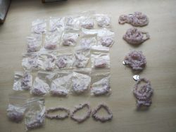 ROSE QUARTZ SMALL CRYSTAL CHIP BRACELET JOBLOT OF 44 - BRAND NEW