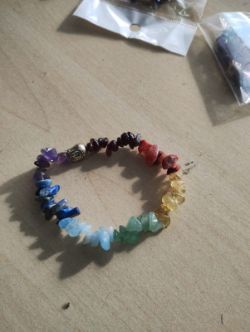 CHAKRA CRYSTAL CHIP BUDDHA BRACELET JOBLOT OF 31 - BRAND NEW