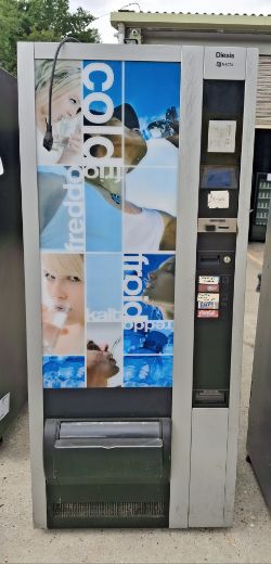 DIESIS NECTA ALL COLD DRINKS VENDING MACHINE