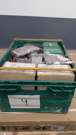 JOBLOT X 2 CRATES NUMBER 9 RESELLER CARBOOT MARKET