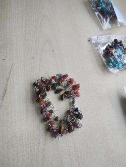 MIXED CRYSTAL CHIP 3- STRAND 18CM CHAIN - JOBLOT OF 7 - BRAND NEW