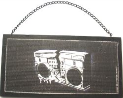 192 X HANGING WOODEN PLAQUE-RADIO (48)