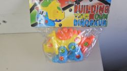 28 PC BUILDING YOUR OWN DINOSAUR