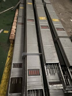 9 X ZUCCHINI BUSBAR TRUNKING SB4 750V ZUCCHINI