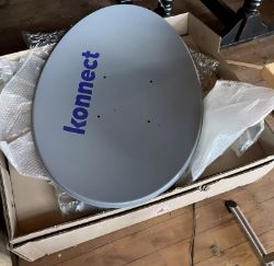 BRAND NEW SATELLITE DISH WITH ROLL OF NEW CAB AND FIXINGS